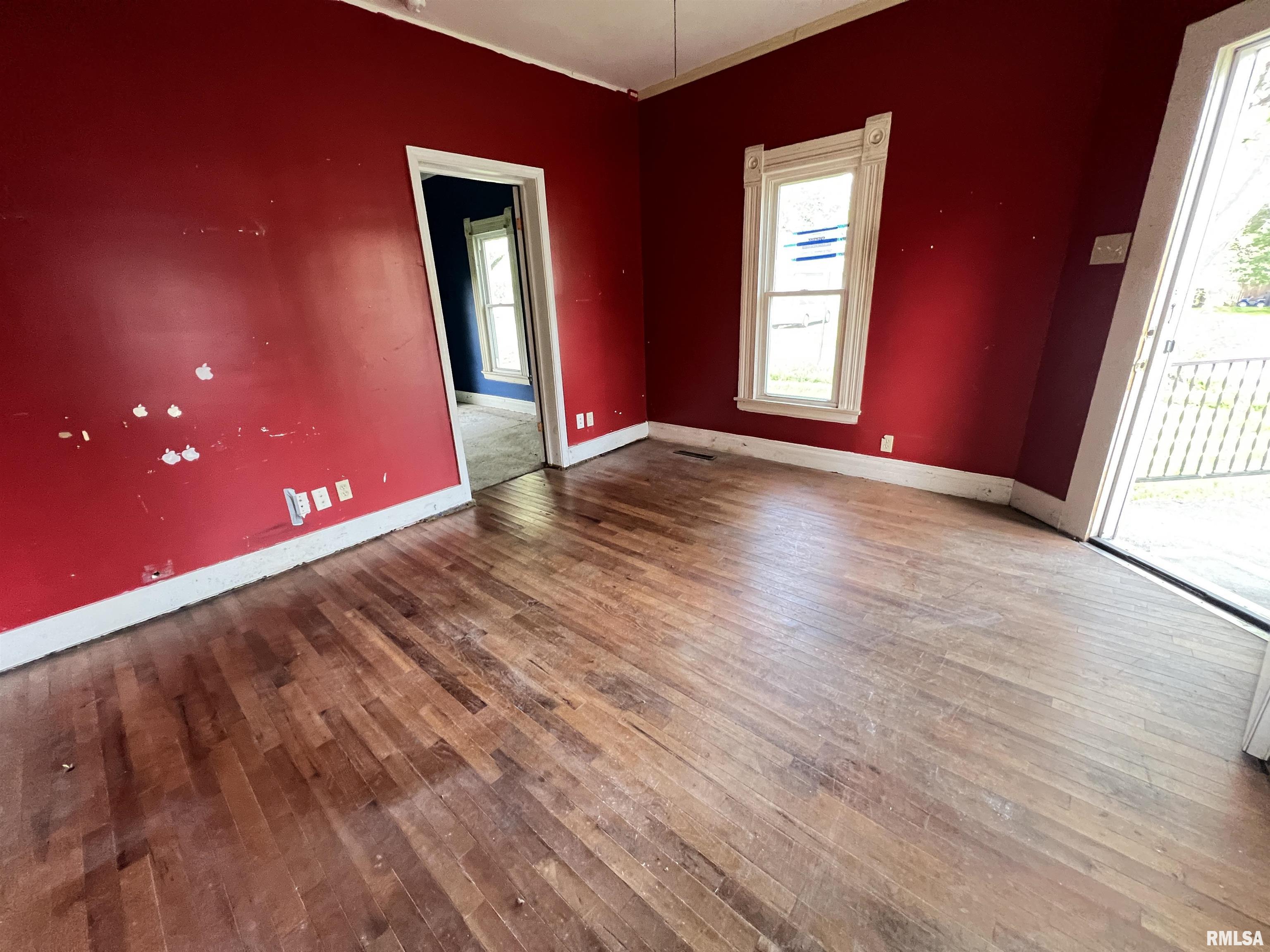 701 North 16th Street Herrin, IL 62948 - Photo 2 of 33