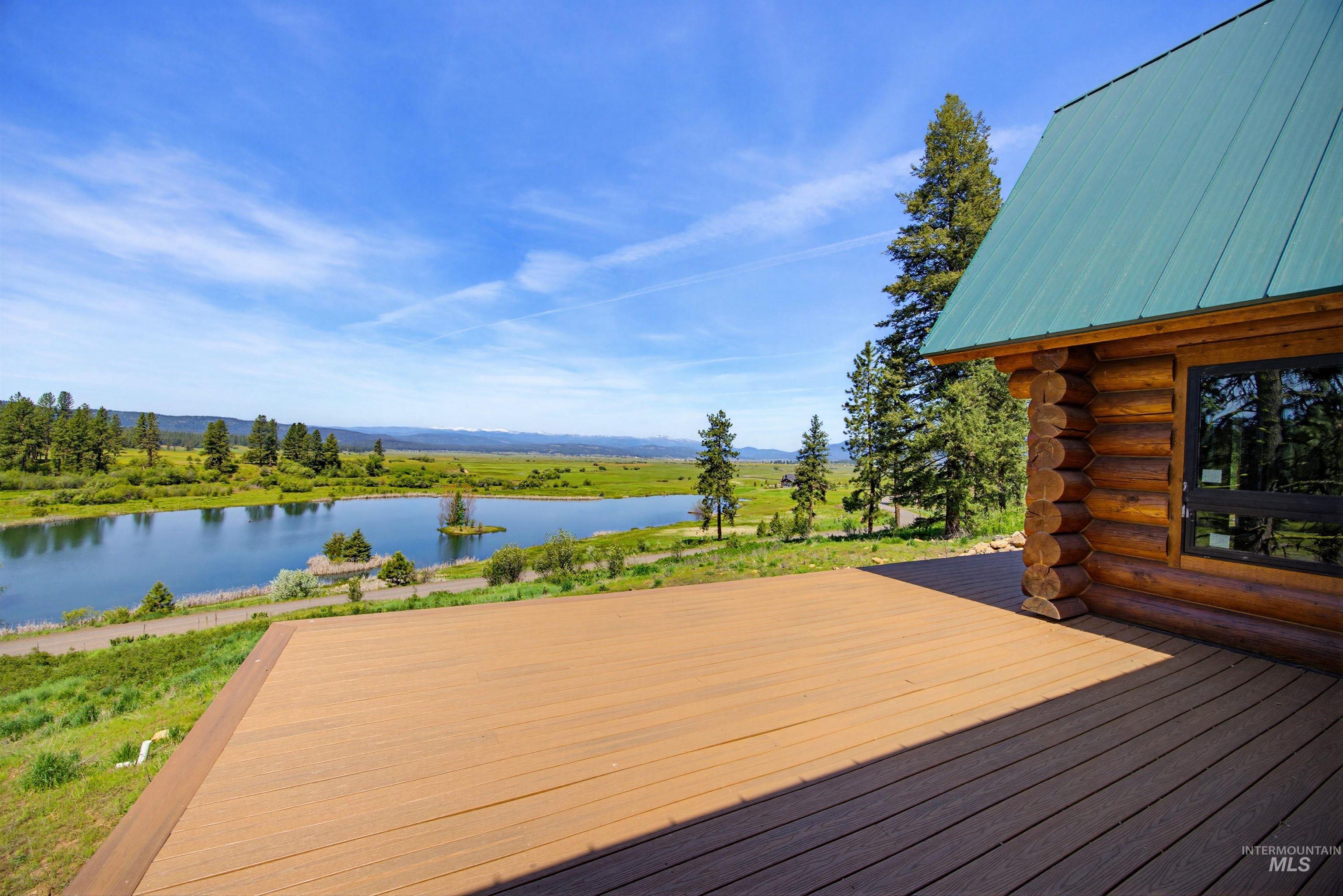 3322 Big Creek Road New Meadows, ID 83654 - Photo 16 of 50 Expansive outdoor deck featuring wood-finish composite decking