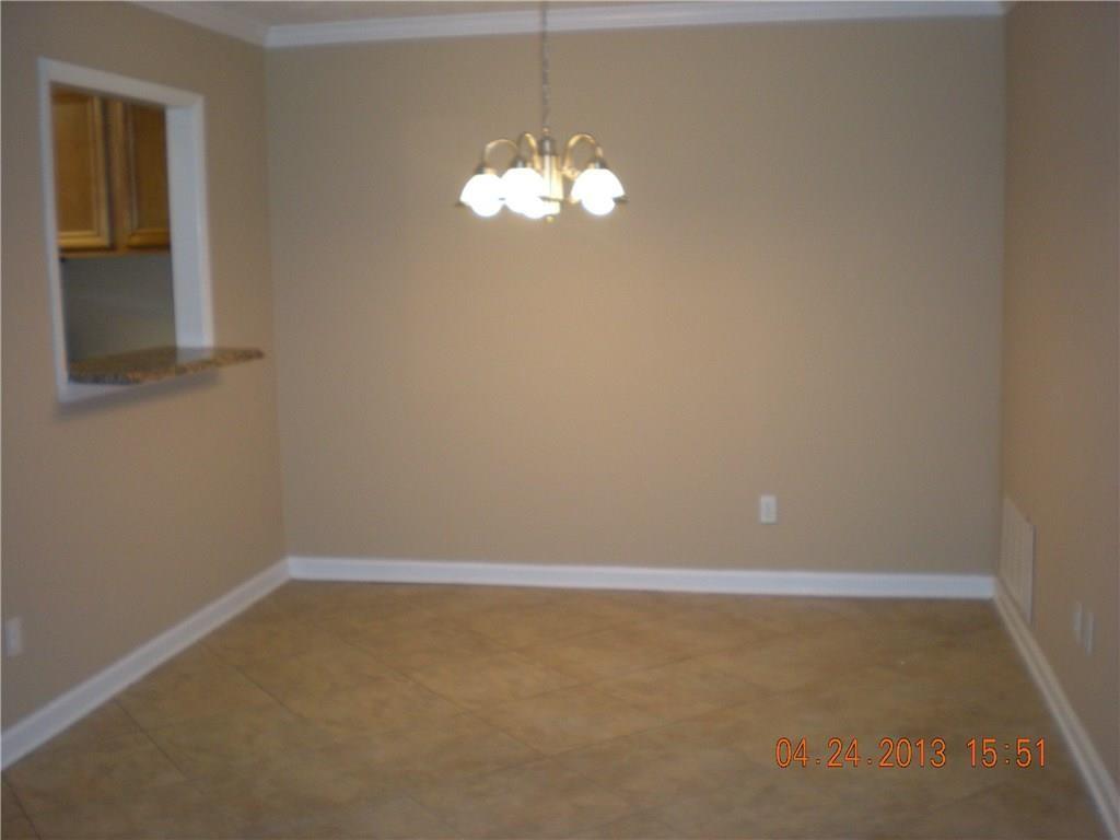 1010 Wynnes Ridge Circle Marietta, GA 30067 - Photo 4 of 15