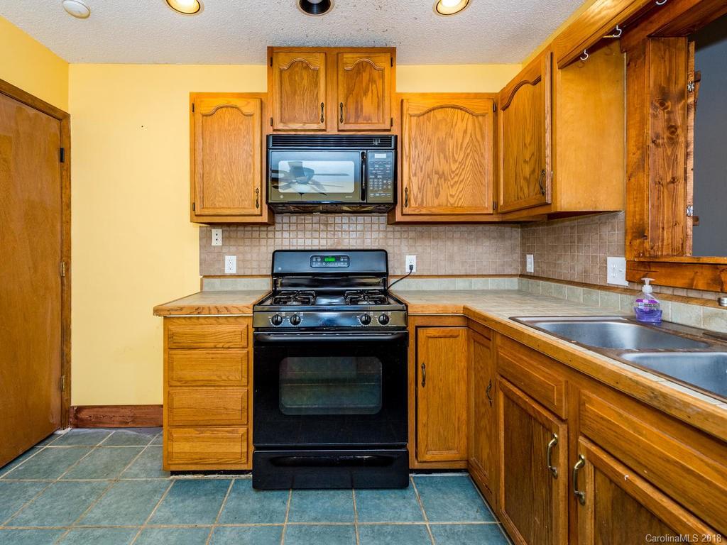 111 Hughey Road Alexander, NC 28701 - Photo 8 of 32 Gallery Image 8