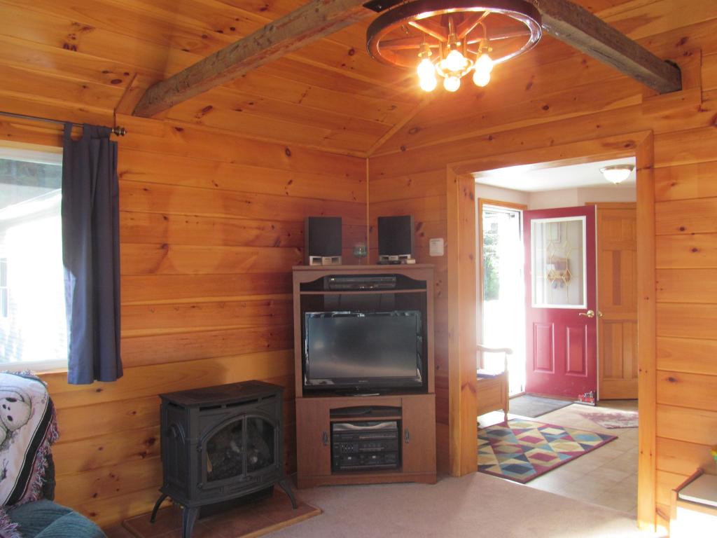 134 South View Road Newbury, VT 05051 - Photo 19 of 36 Gallery Image 19