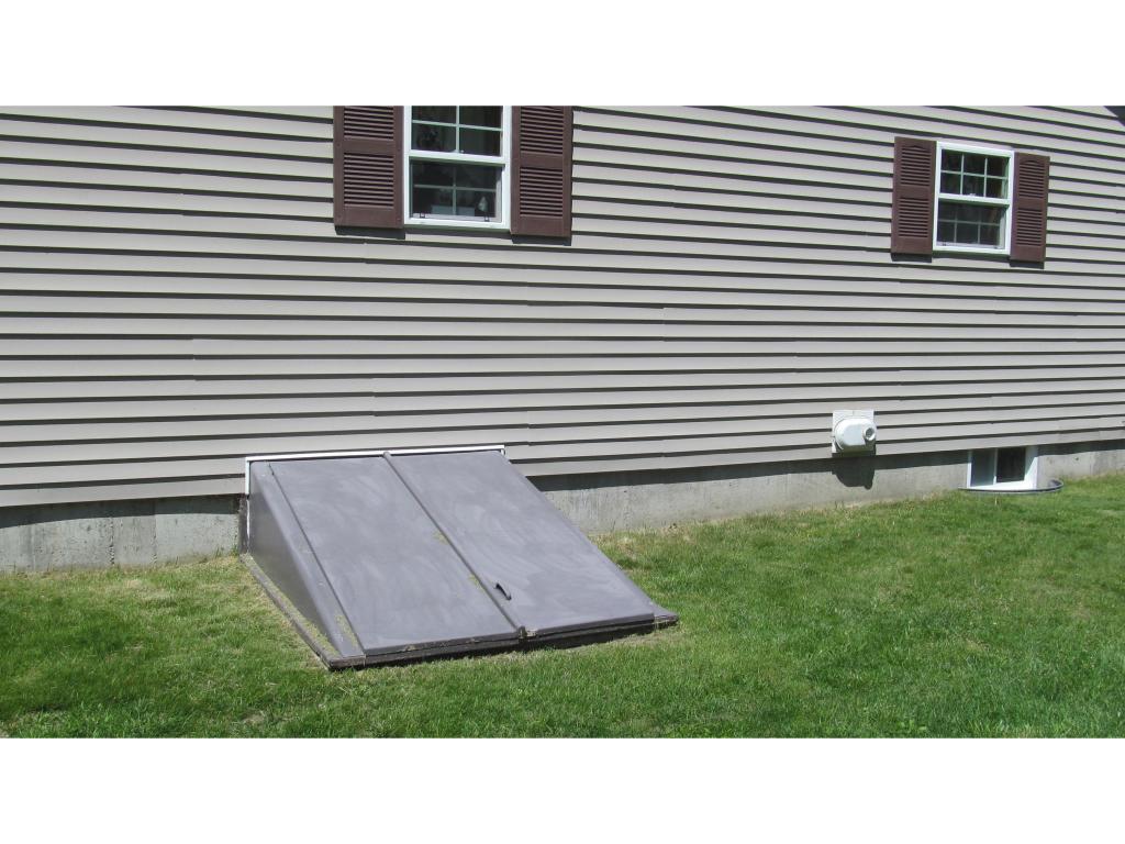 134 South View Road Newbury, VT 05051 - Photo 7 of 36 Gallery Image 7