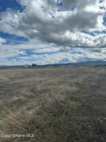 $1,156,700 | 4398 East Bogie Drive, Post Falls, ID 83854