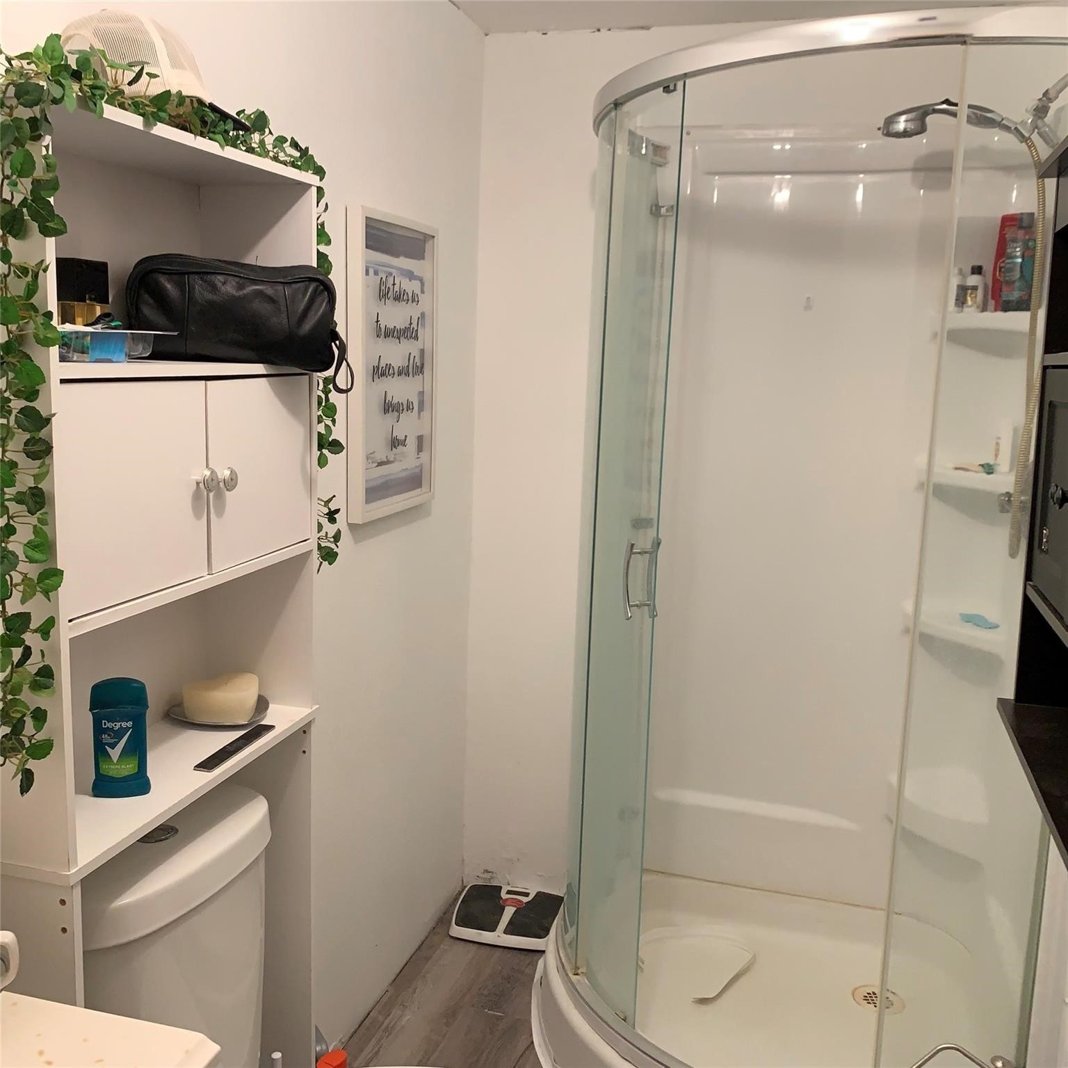 480 Sportsman Drive Trinity, TX 75862 - Photo 21 of 33 a bathroom with a sink a toilet and shower