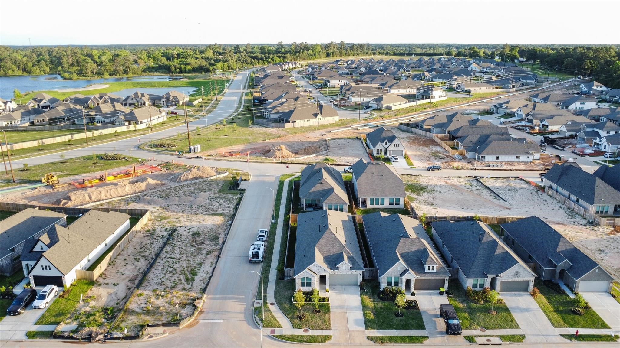 42533 Summer Crest Road Magnolia, TX 77354 - Photo 27 of 28 Aerial view of the community with the lake in the background.