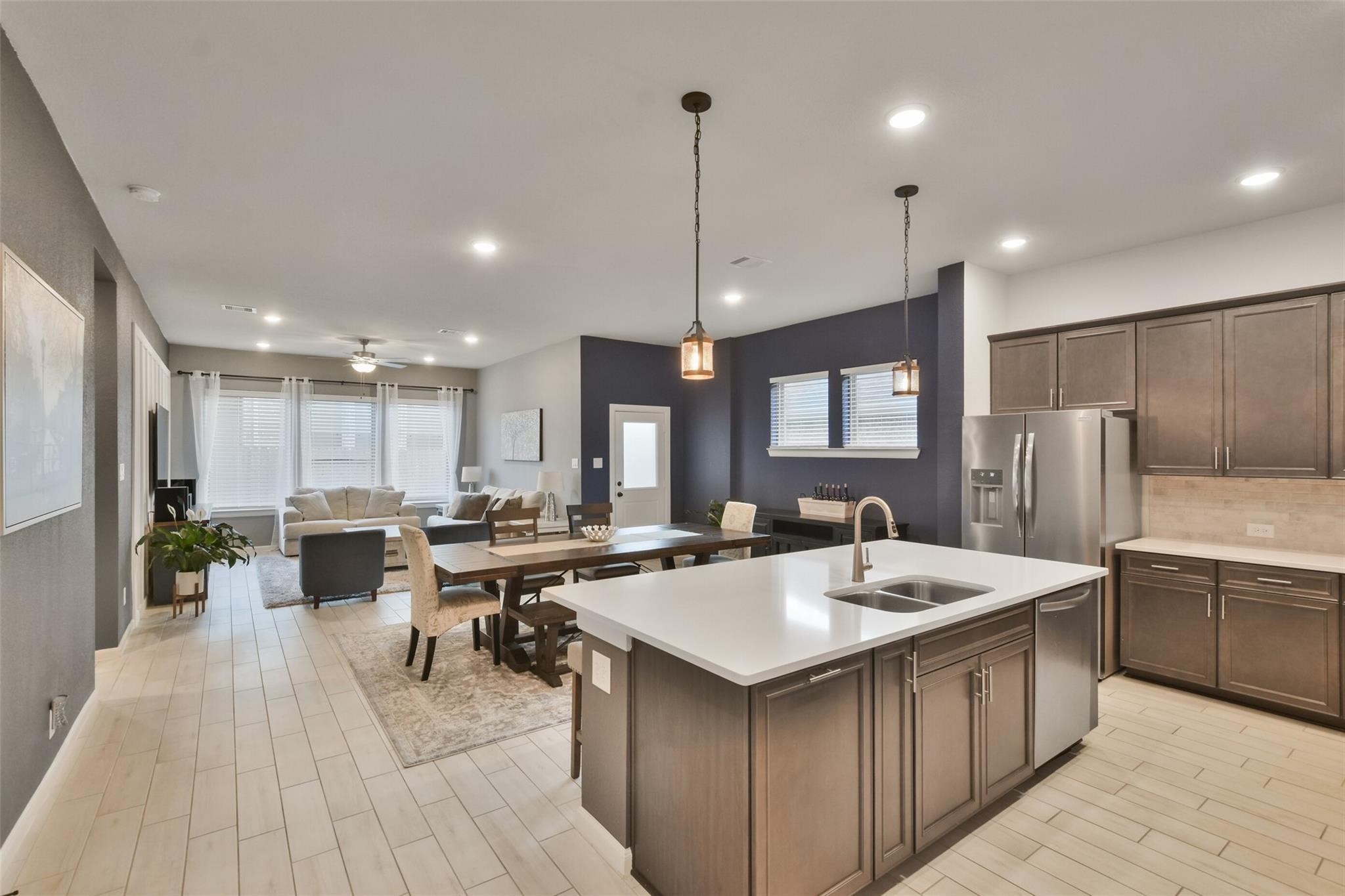 42533 Summer Crest Road Magnolia, TX 77354 - Photo 6 of 28 Easy living and entertaining flow with this home.