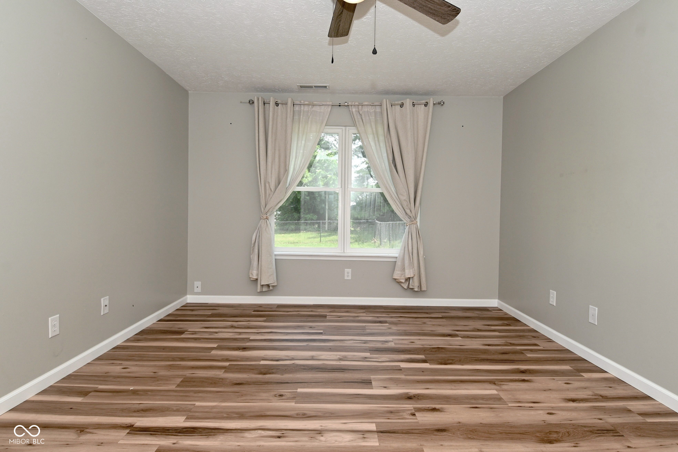 347 Lake Ridge Lane Greenwood, IN 46142 - Photo 27 of 39