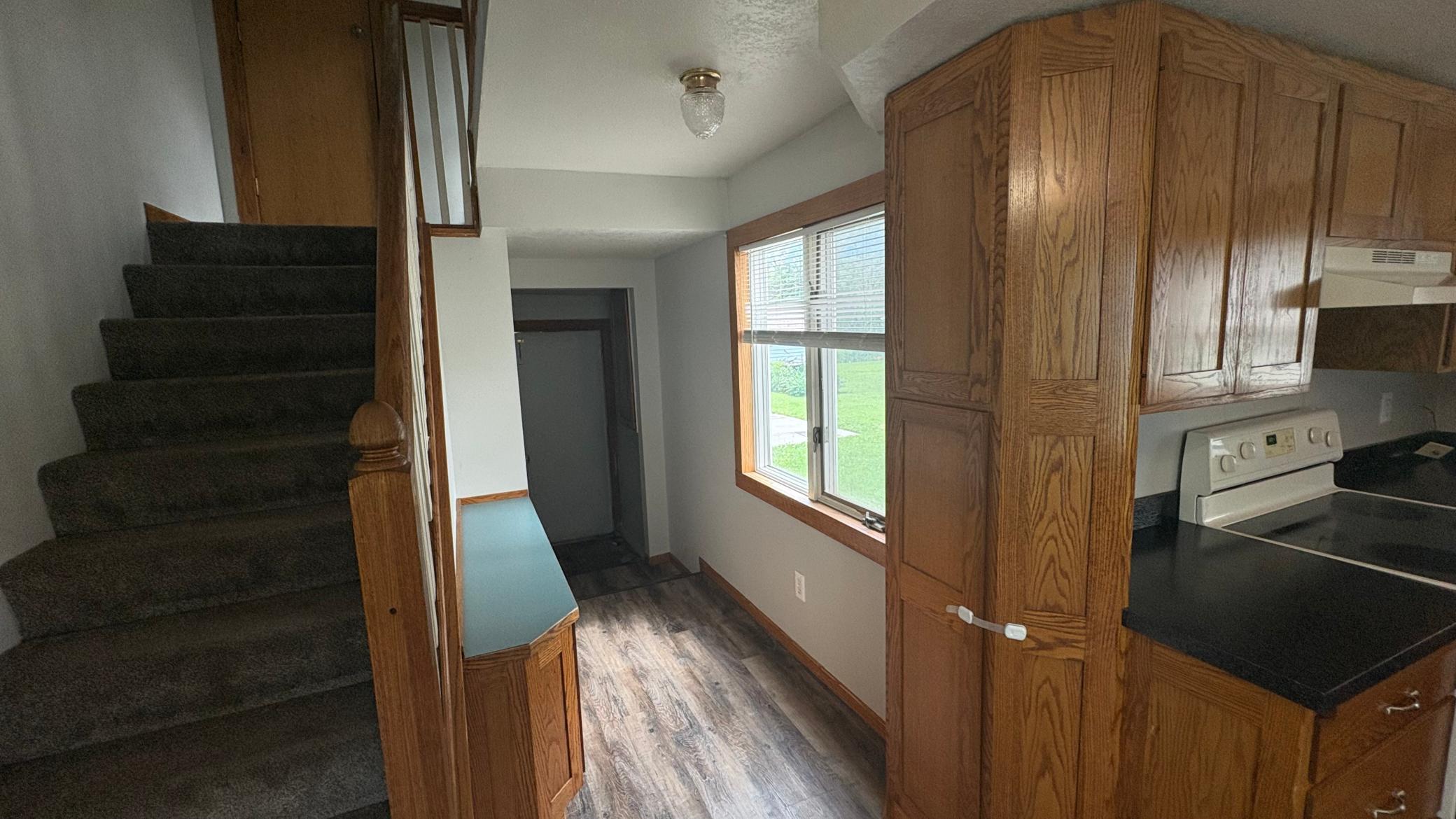 907 2nd Avenue Northwest Faribault, MN 55021 - Photo 12 of 18