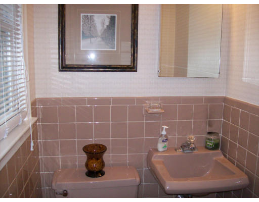 15 Niles Road Randolph, MA 02368 - Photo 13 of 20 Gallery Image 13