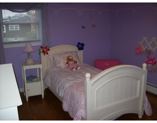 15 Niles Road Randolph, MA 02368 - Photo 15 of 20 Gallery Image 15