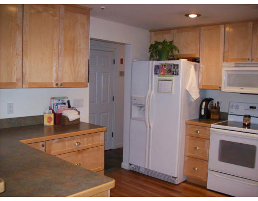 15 Niles Road Randolph, MA 02368 - Photo 7 of 20 Gallery Image 7