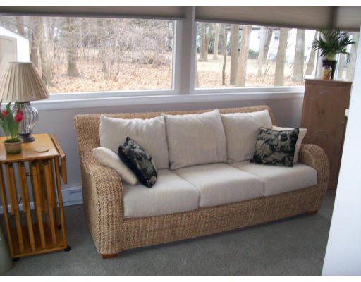 15 Niles Road Randolph, MA 02368 - Photo 10 of 20 Gallery Image 10