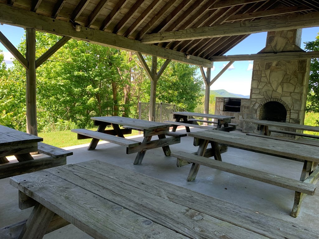 83 Redtail Road Sevierville, TN 37862 - Photo 4 of 6
