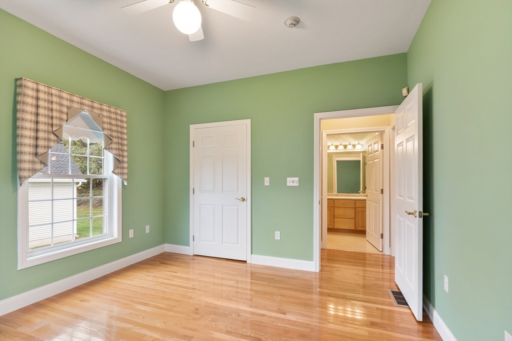 11 Arbor Road, Unit 11 Dracut, MA 01826 - Photo 23 of 37 Gallery Image 23