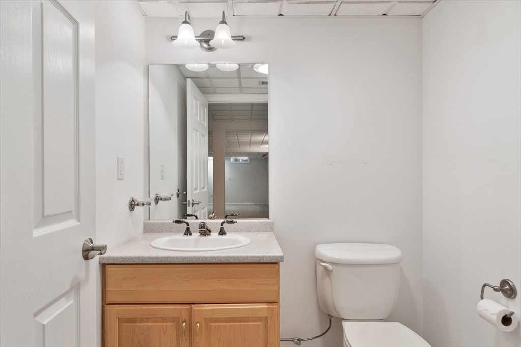 11 Arbor Road, Unit 11 Dracut, MA 01826 - Photo 27 of 37 Gallery Image 27