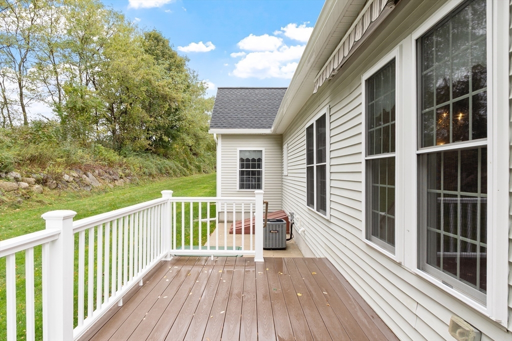 11 Arbor Road, Unit 11 Dracut, MA 01826 - Photo 33 of 37 Gallery Image 33