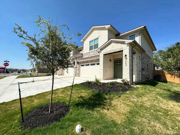 $1,895 | 205 Saide Street, Georgetown, TX 78626