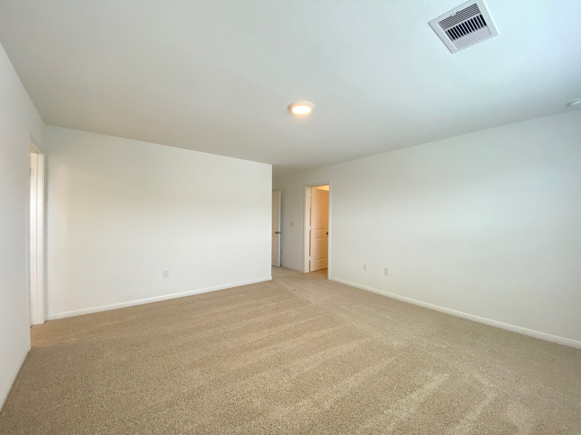 205 Saide Street Georgetown, TX 78626 - Photo 27 of 31 an empty room with a empty space