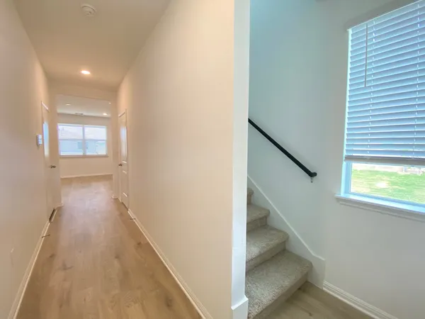 $1,895 | 205 Saide Street, Georgetown, TX 78626