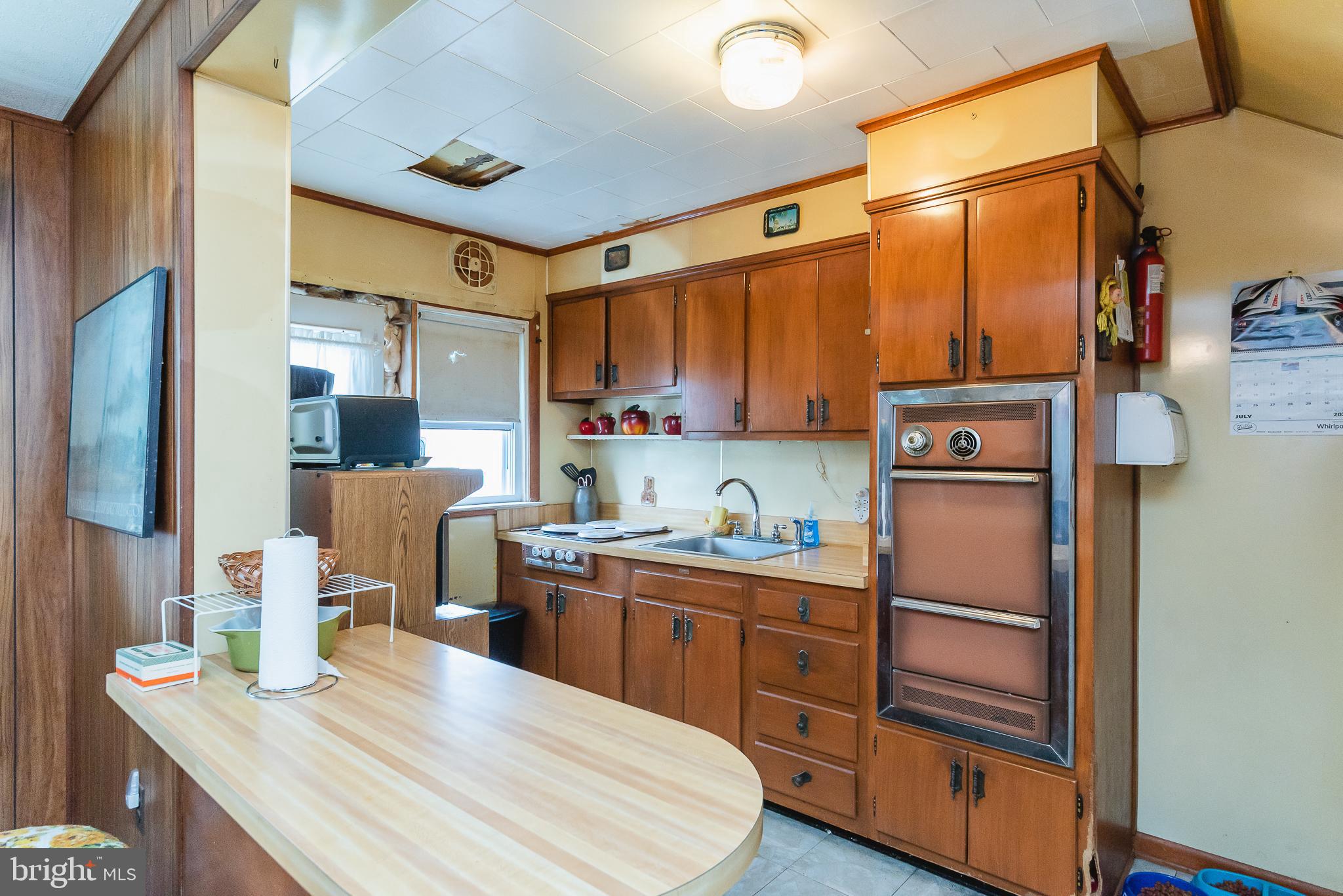 2135 Vailthorn Road Middle River, MD 21220 - Photo 12 of 21 Kitchen