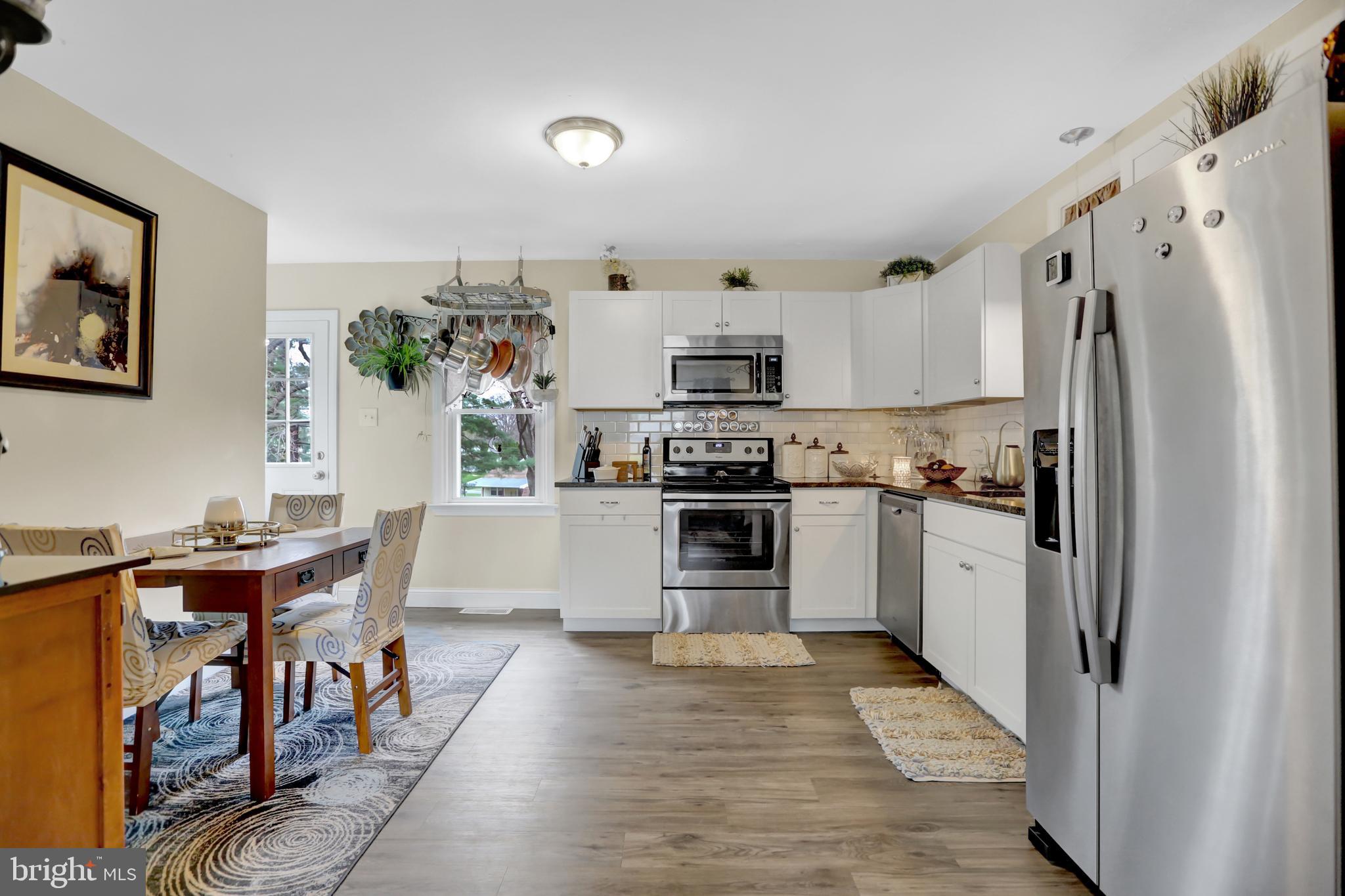 1943 Hemlock Road Lancaster, PA 17603 - Photo 2 of 31 Enjoy this beautiful home!