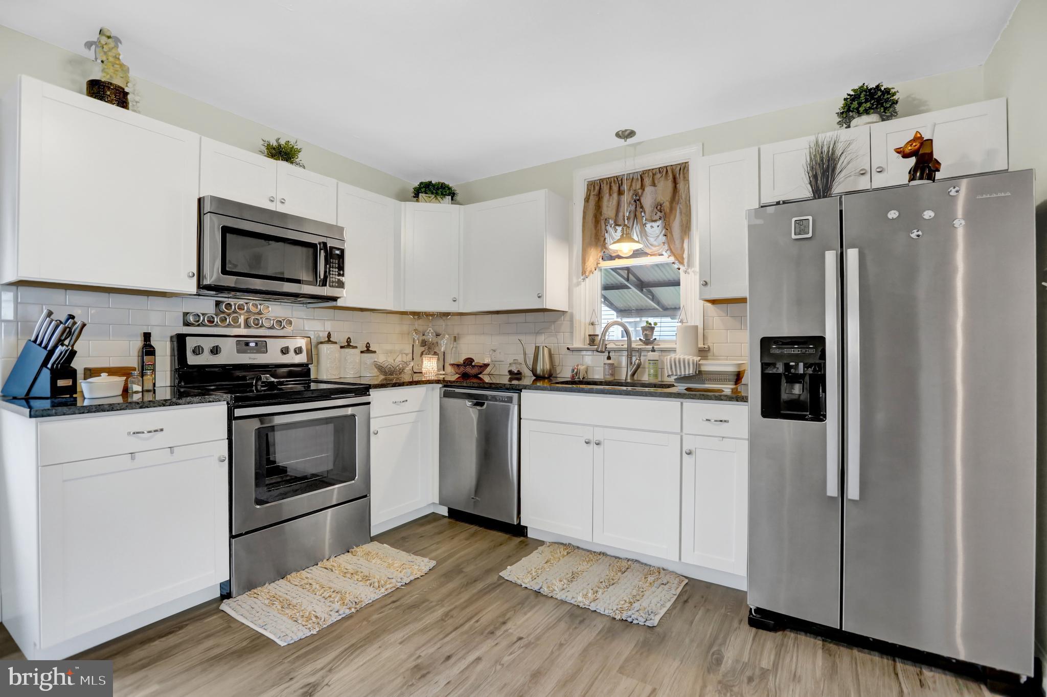 1943 Hemlock Road Lancaster, PA 17603 - Photo 4 of 31 Bright, Updated Kitchen