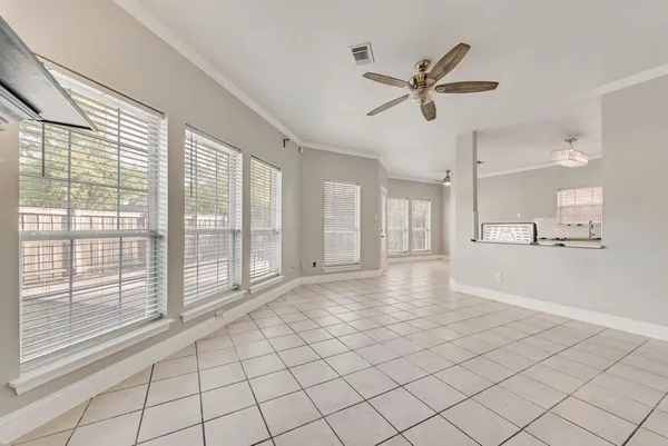 $285,000 | 400 Buckskin Drive, Red Oak, TX 75154