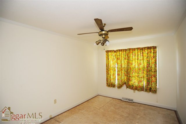512 American Legion Road Greer, SC 29651 - Photo 9 of 10 Gallery Image 9