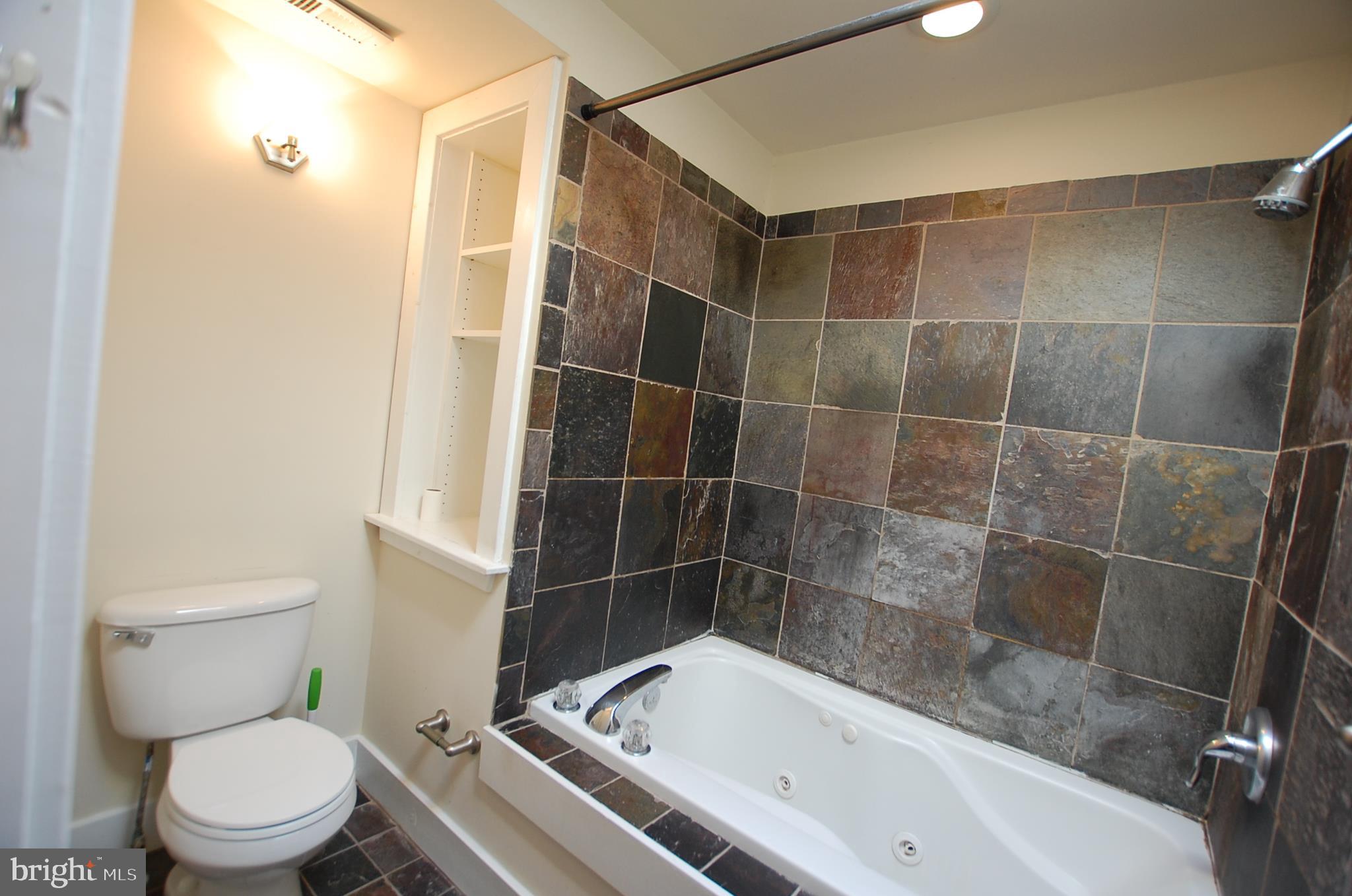 2347 Annapolis Road Baltimore, MD 21230 - Photo 13 of 36