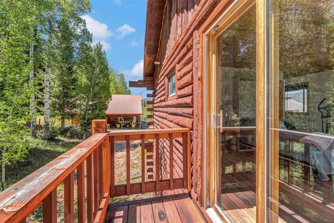 60455 Floyd Creek Road Clark, CO 80428 - Photo 41 of 50 a balcony with street view