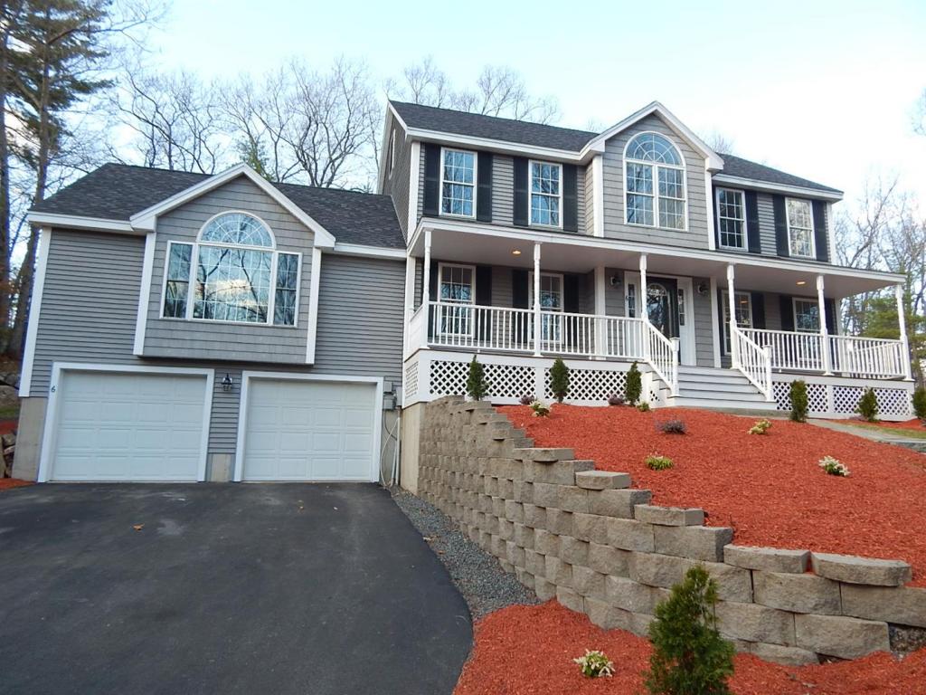 6 Spring Street Pelham, NH 03076 - Photo 1 of 30 Gallery Image 1