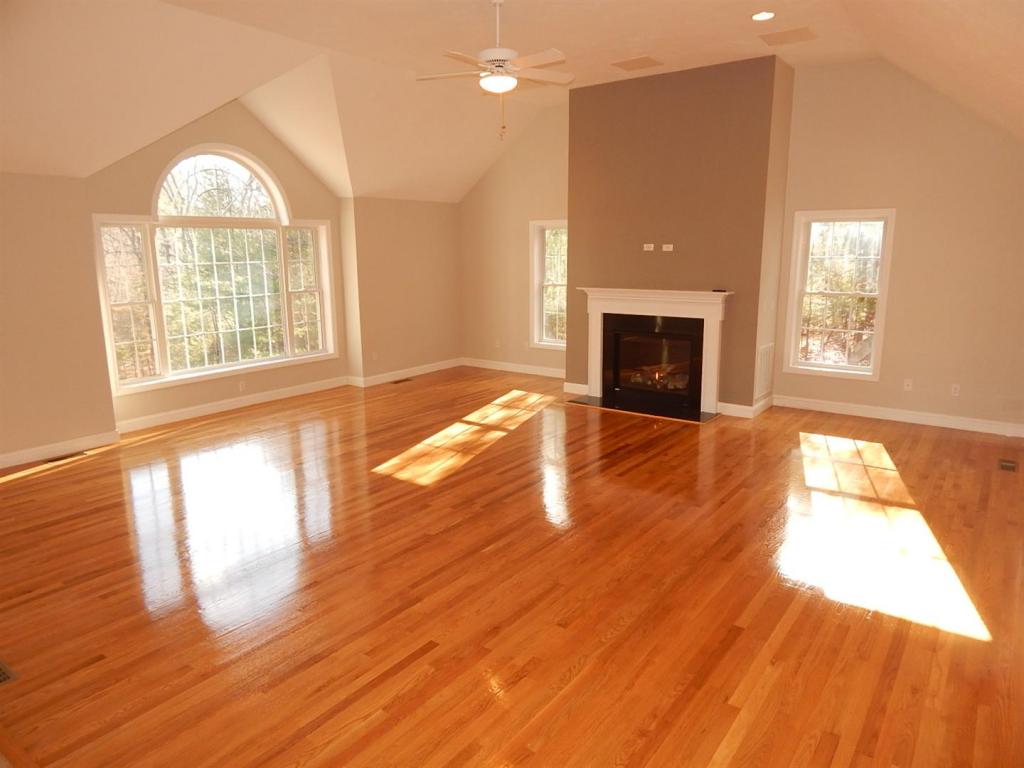 6 Spring Street Pelham, NH 03076 - Photo 11 of 30 Gallery Image 11