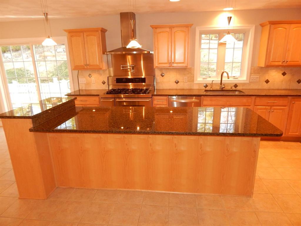 6 Spring Street Pelham, NH 03076 - Photo 6 of 30 Gallery Image 6