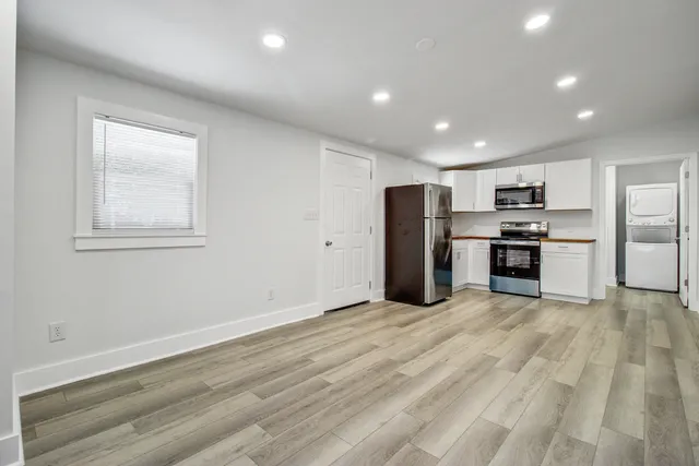 $3,300 | 816 East Estates Boulevard, Charleston, SC 29414