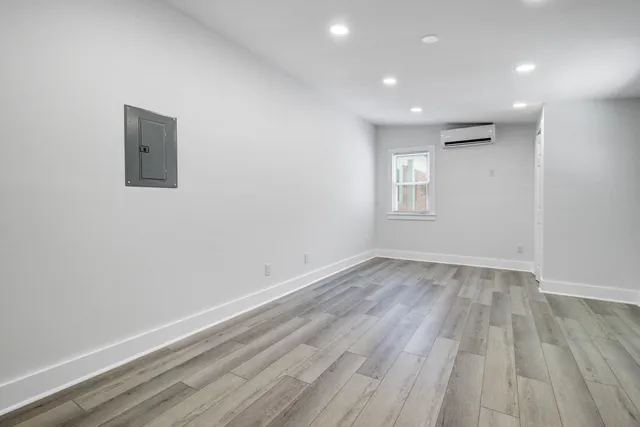 $3,300 | 816 East Estates Boulevard, Charleston, SC 29414