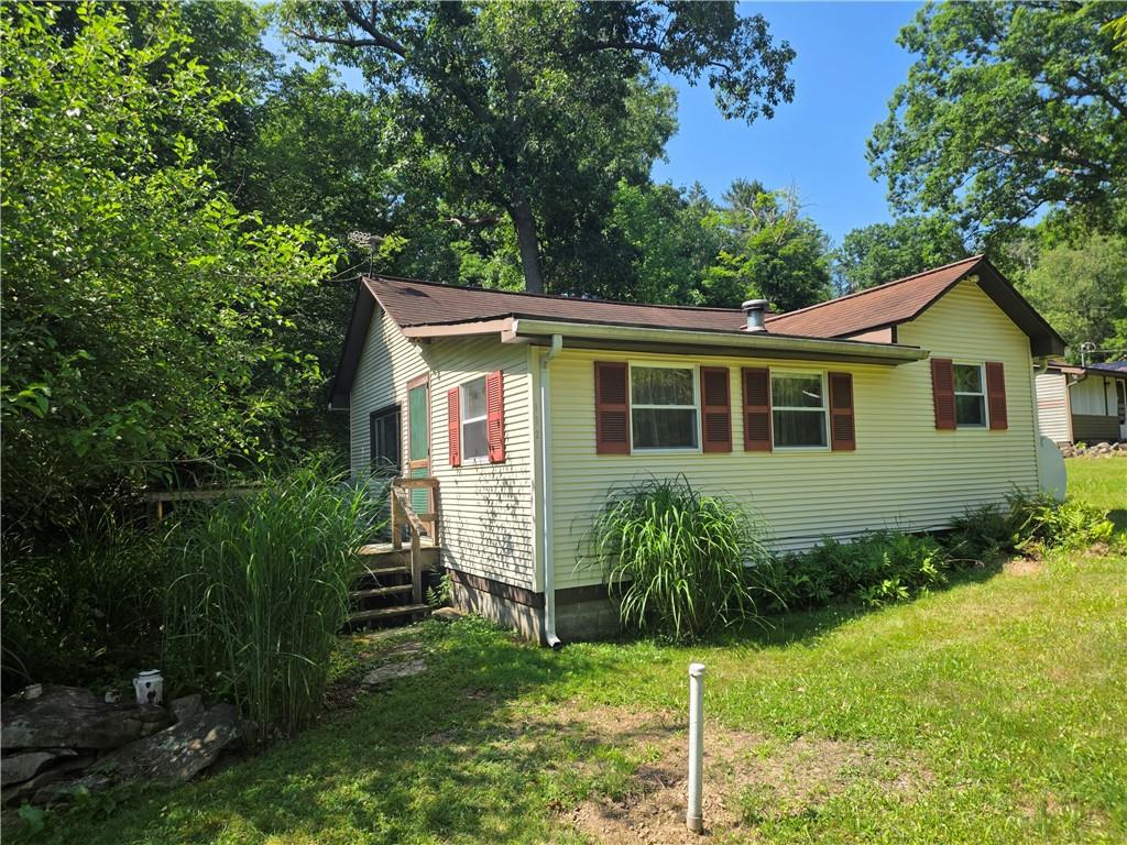 112 Orange Lane Rector, PA 15677 - Photo 1 of 26
