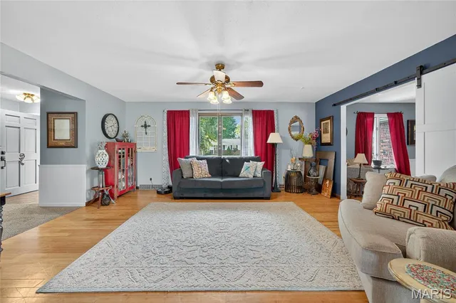 $299,900 | 511 McWard Ct 1, Bowling Green, MO 63334