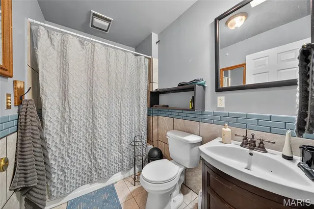 $299,900 | 511 McWard Ct 1, Bowling Green, MO 63334