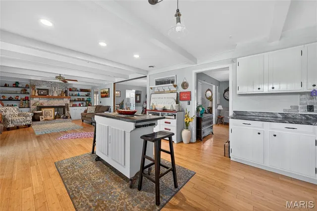 $299,900 | 511 McWard Ct 1, Bowling Green, MO 63334