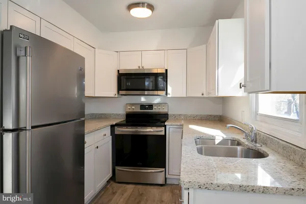 $2,700 | 1647 Hylton Avenue, Woodbridge, VA 22191