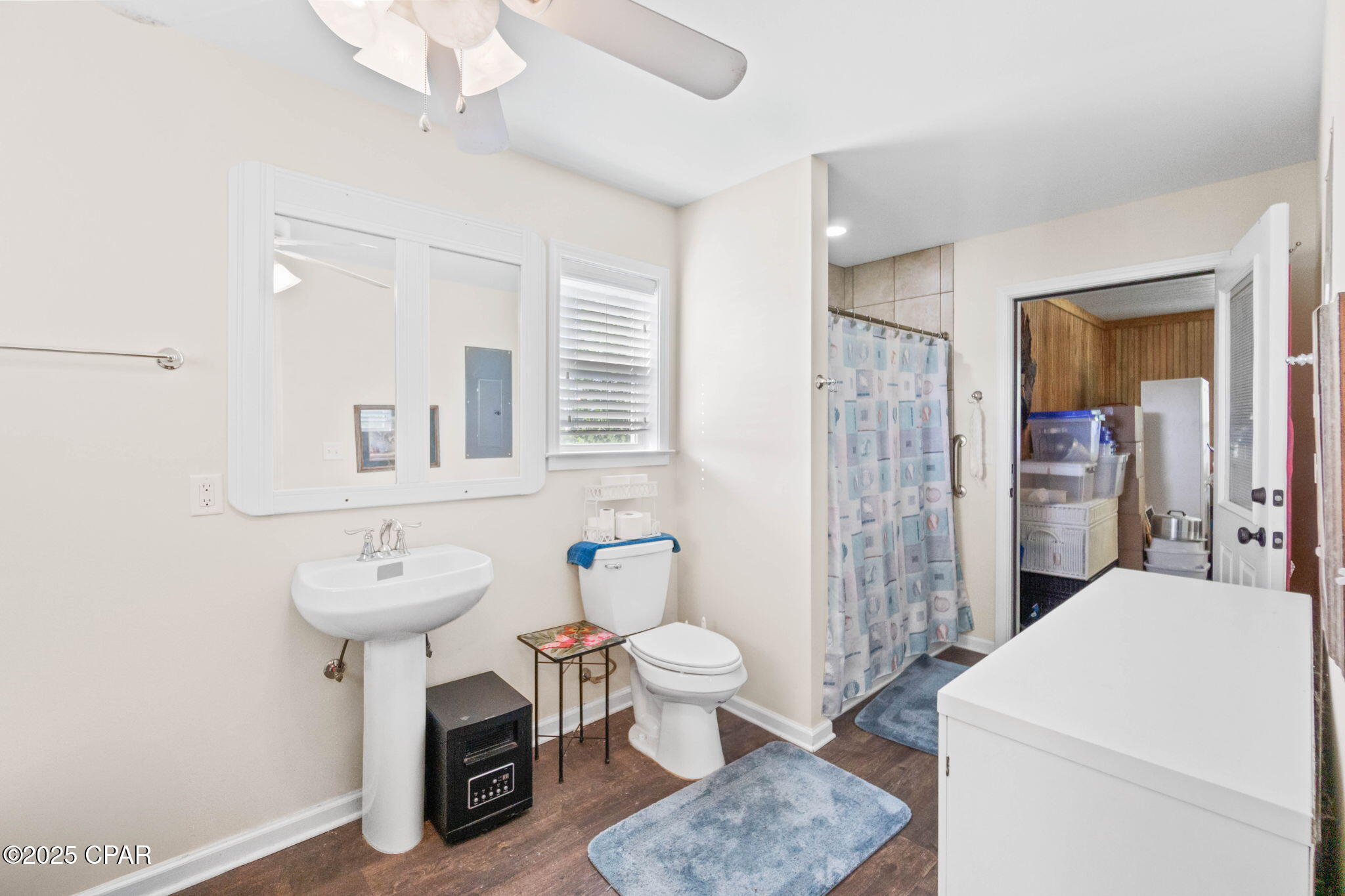 1098 Whitaker Road Graceville, FL 32440 - Photo 14 of 30 Gallery Image 14
