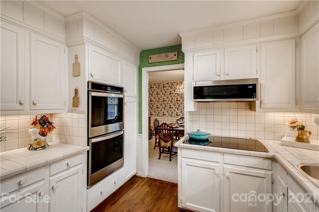 4214 Tottenham Road Charlotte, NC 28226 - Photo 13 of 29 Gallery Image 13