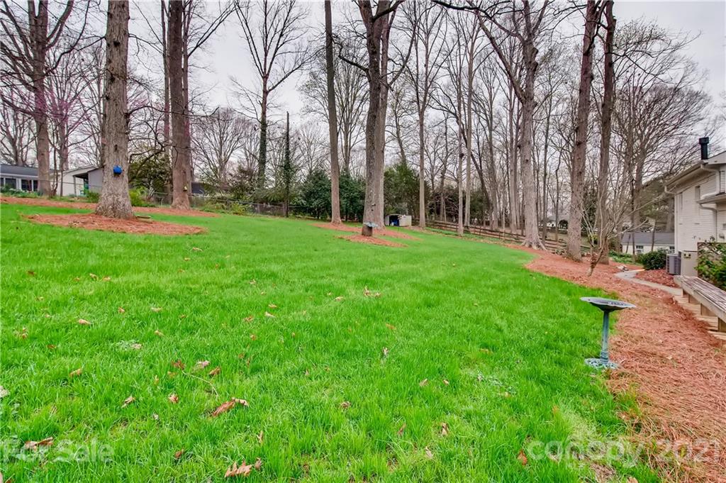 4214 Tottenham Road Charlotte, NC 28226 - Photo 27 of 29 Gallery Image 27