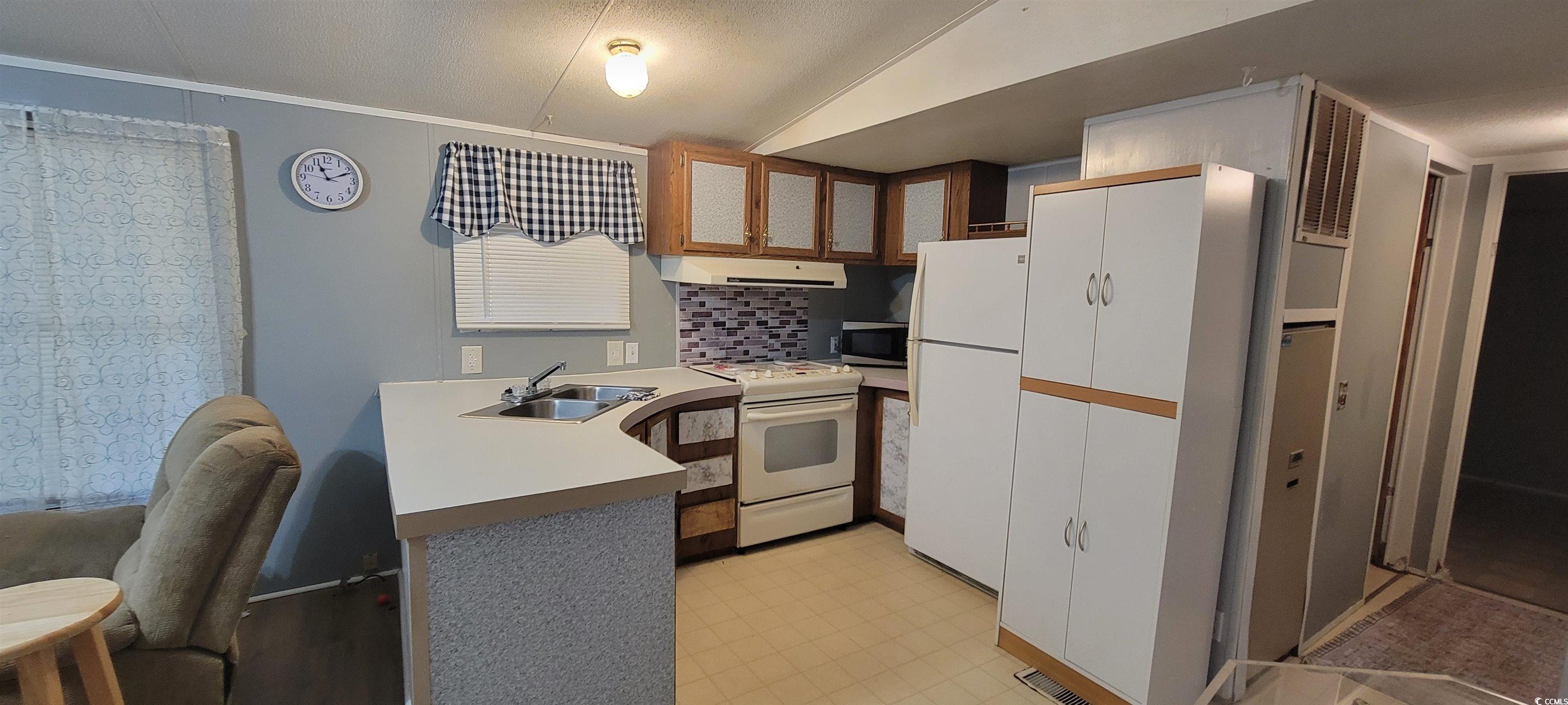 112 Offshore Drive Murrells Inlet, SC 29576 - Photo 9 of 14