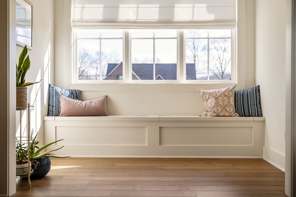 2311 Boyd Farris Road Cookeville, TN 38506 - Photo 23 of 74 a living room with furniture and a potted plant