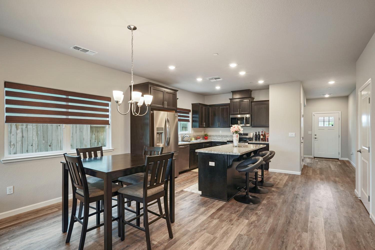 1012 Hogan Road Galt, CA 95632 - Photo 12 of 44