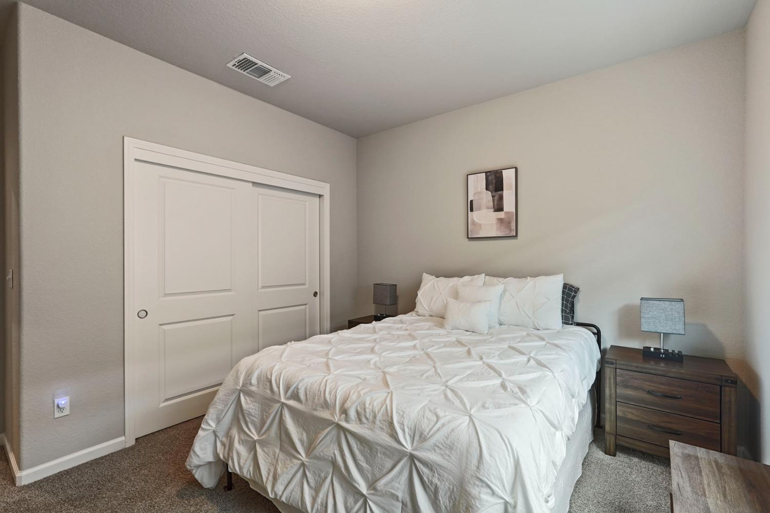 1012 Hogan Road Galt, CA 95632 - Photo 20 of 44