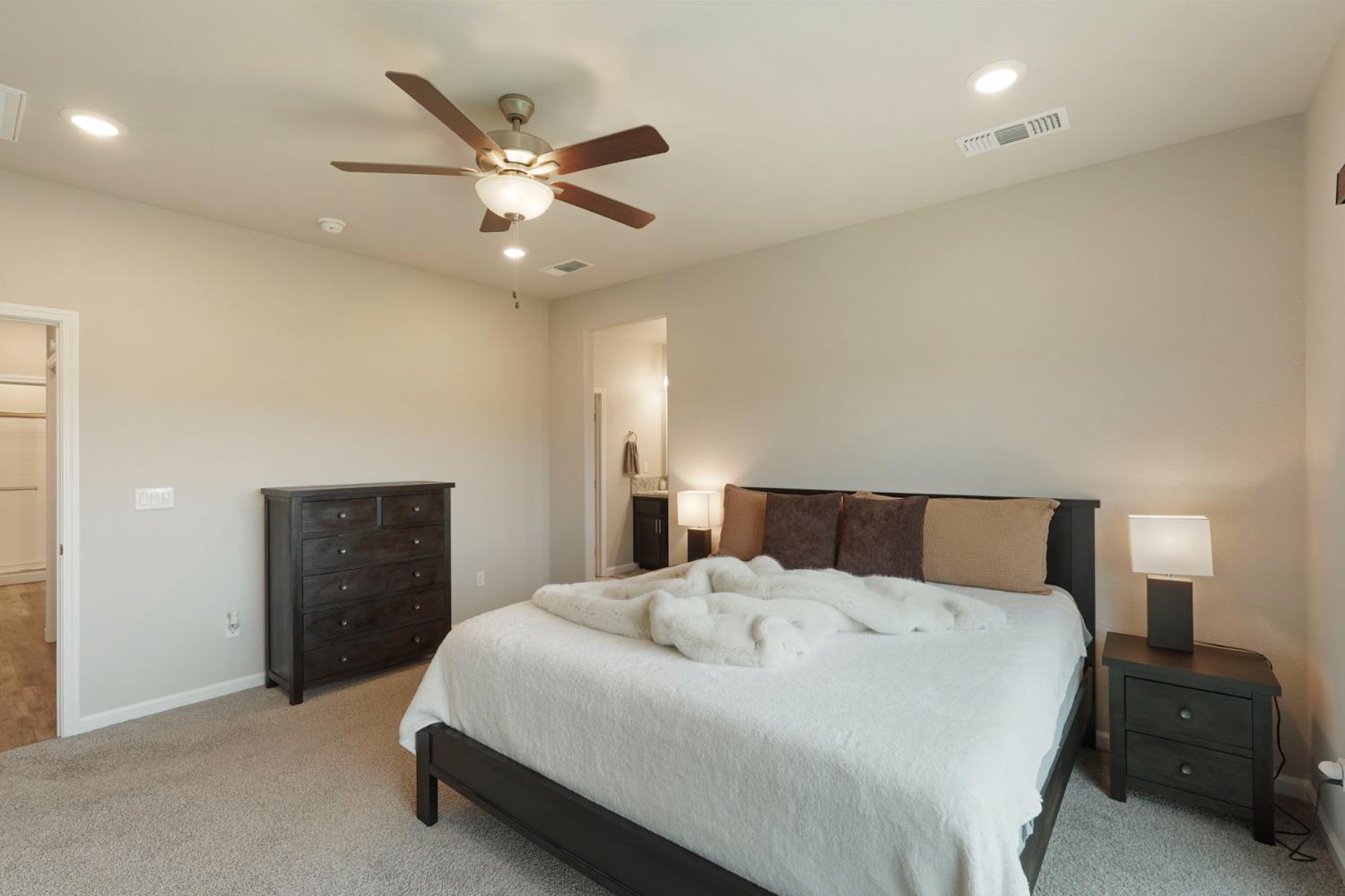 1012 Hogan Road Galt, CA 95632 - Photo 22 of 44