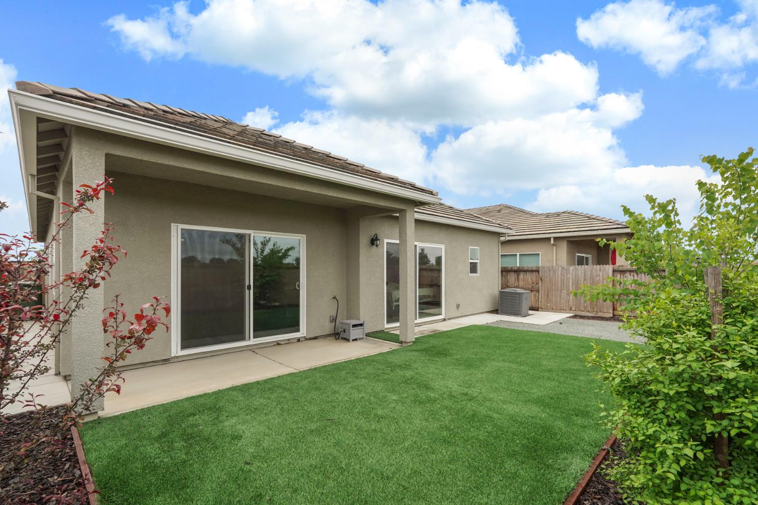 1012 Hogan Road Galt, CA 95632 - Photo 26 of 44