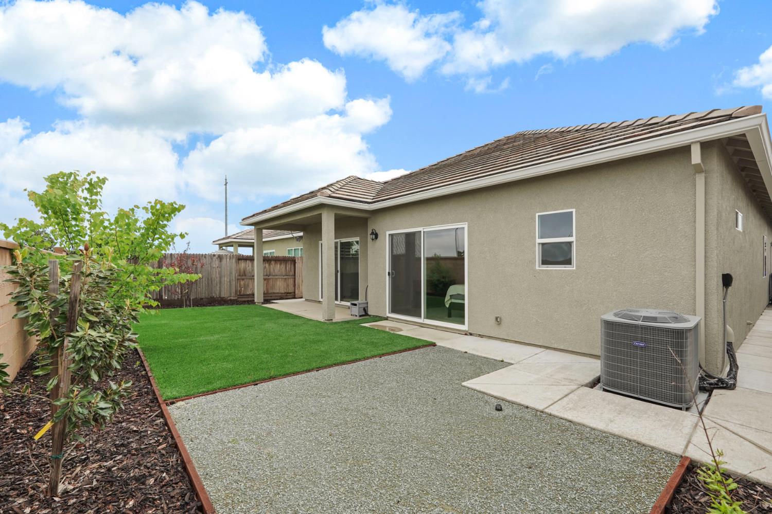 1012 Hogan Road Galt, CA 95632 - Photo 28 of 44